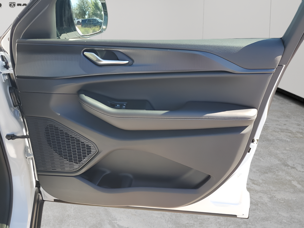 New Car 2025 Jeep Grand Cherokee  For Sale Under $40,000 In Austin, Texas