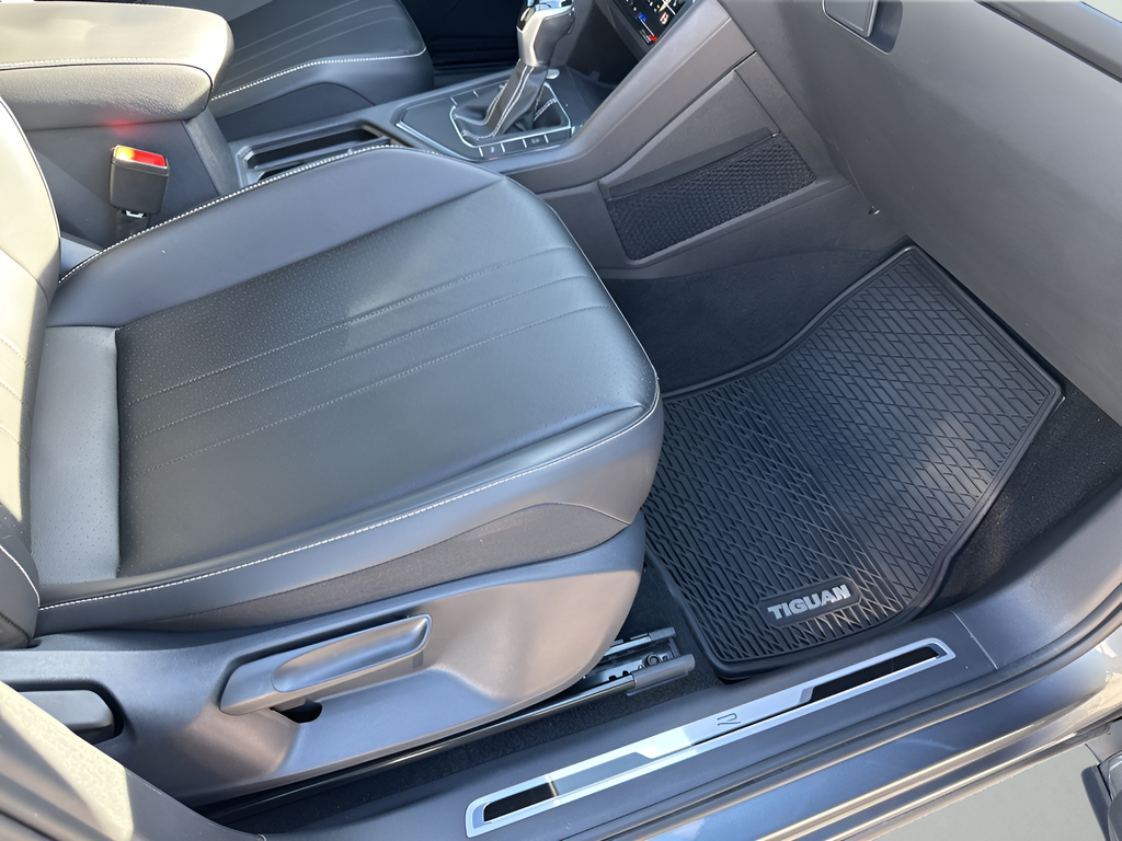 Used Car 2022 Volkswagen Tiguan  2.0t Se R-line Black For Sale Under $25,000 In Austin, Texas