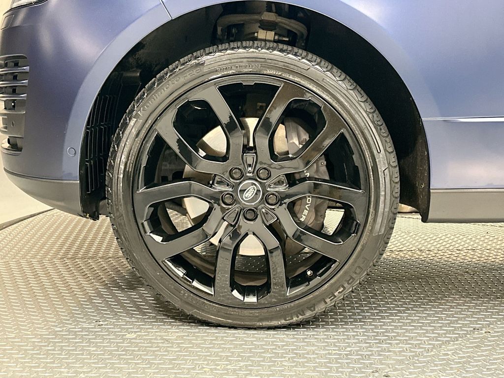 2020 Land Rover Range Rover HSE 5