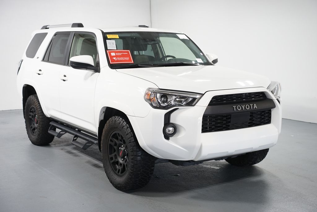 Thumbnail: 2023 Toyota 4Runner - 3