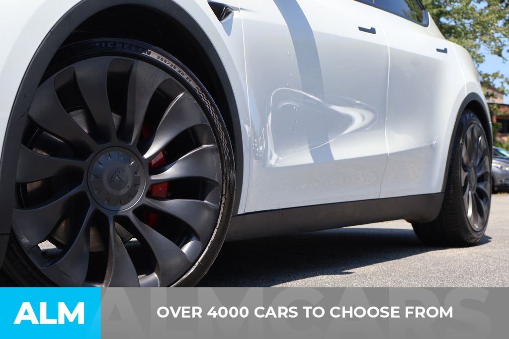 Used 2023 White Tesla Performance image 2