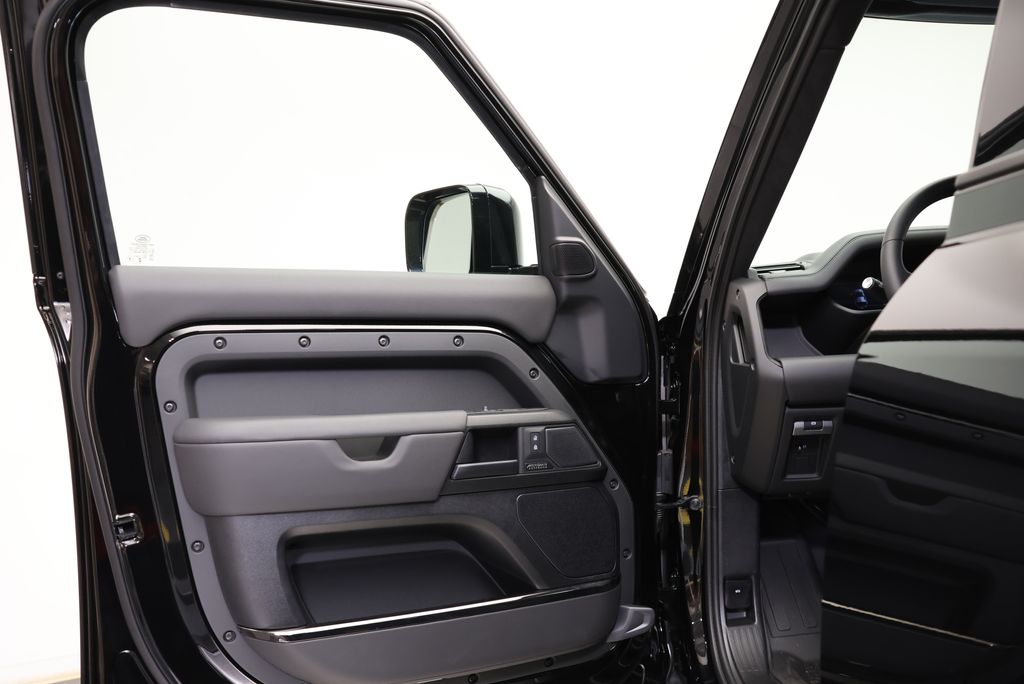 Thumbnail: 2026 Land Rover Defender - 26