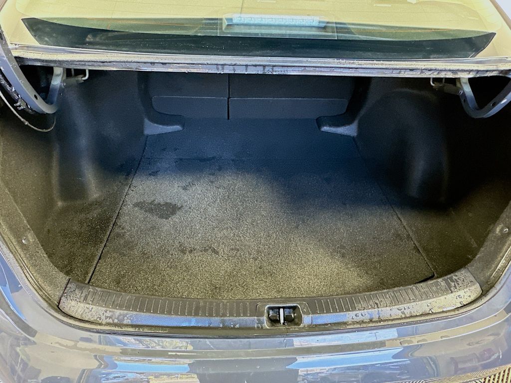 Thumbnail: 2024 Toyota Corolla - 25