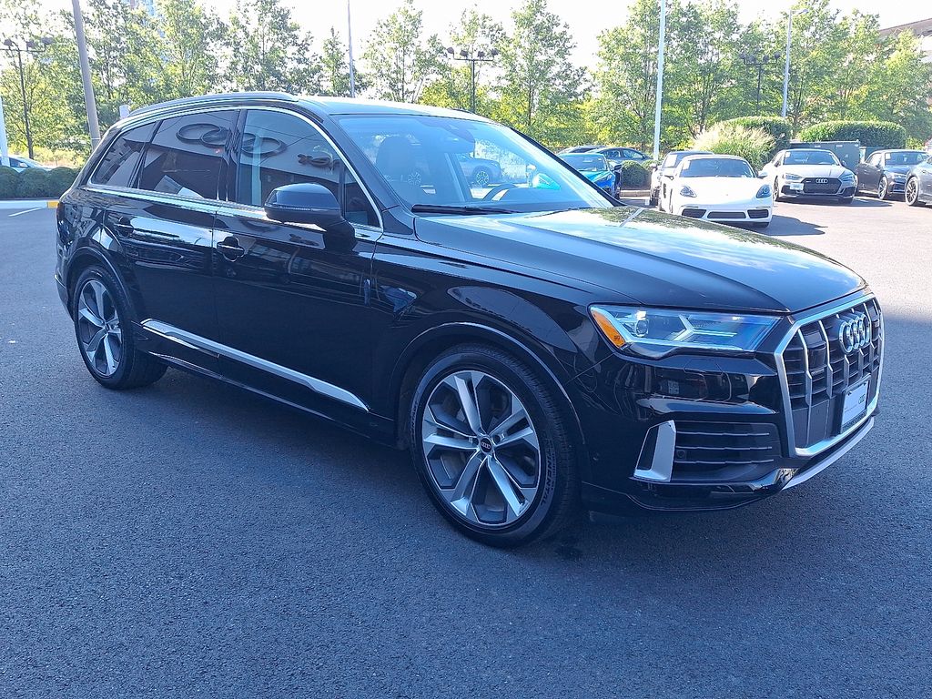 Thumbnail: 2022 Audi Q7 - 3