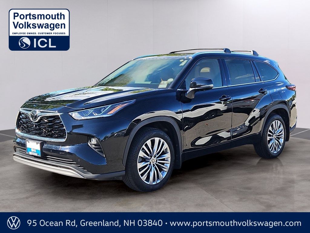 Midnight Black Metallic 2025 Toyota Highlander SUV / Crossover All-Wheel Drive 8-Speed Automatic