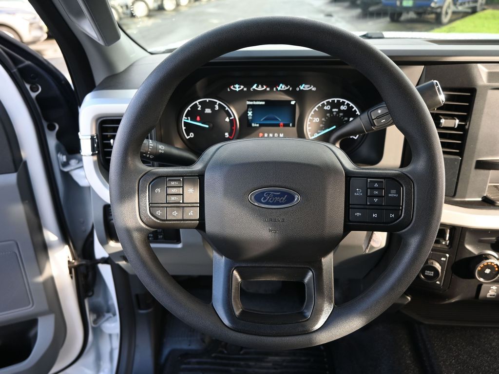 2026 Ford F-550 Chassis XL