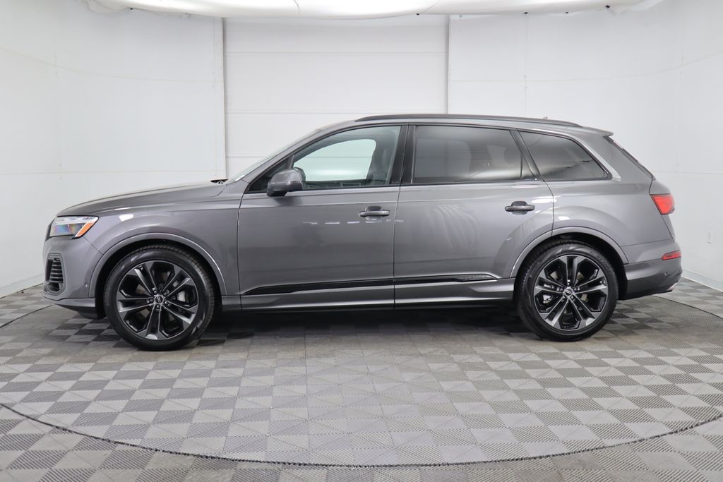 2025 Audi Q7  8
