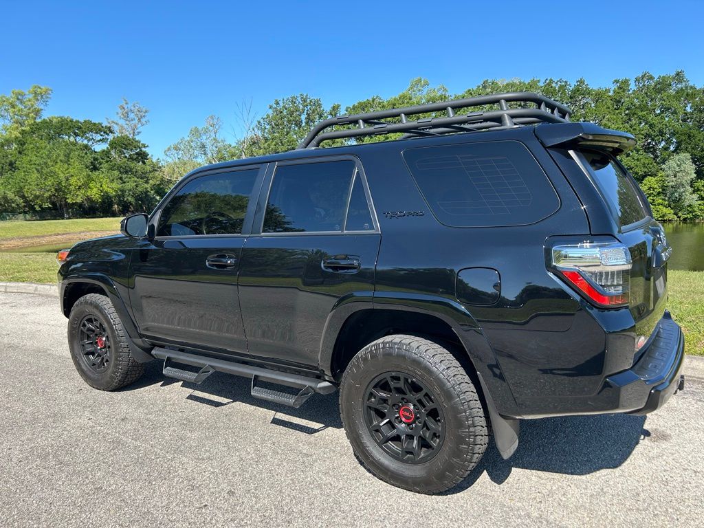 Thumbnail: 2022 Toyota 4Runner - 4
