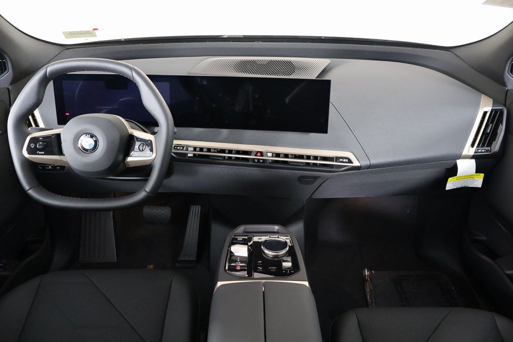 Thumbnail: 2026 BMW iX - 4