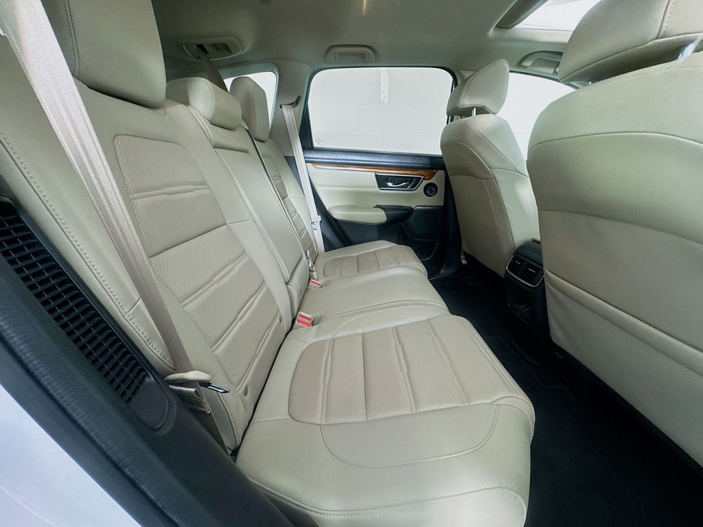 Used Car 2021 Honda Cr-v Hybrid  Touring For Sale Under $35,000 In Austin, Texas