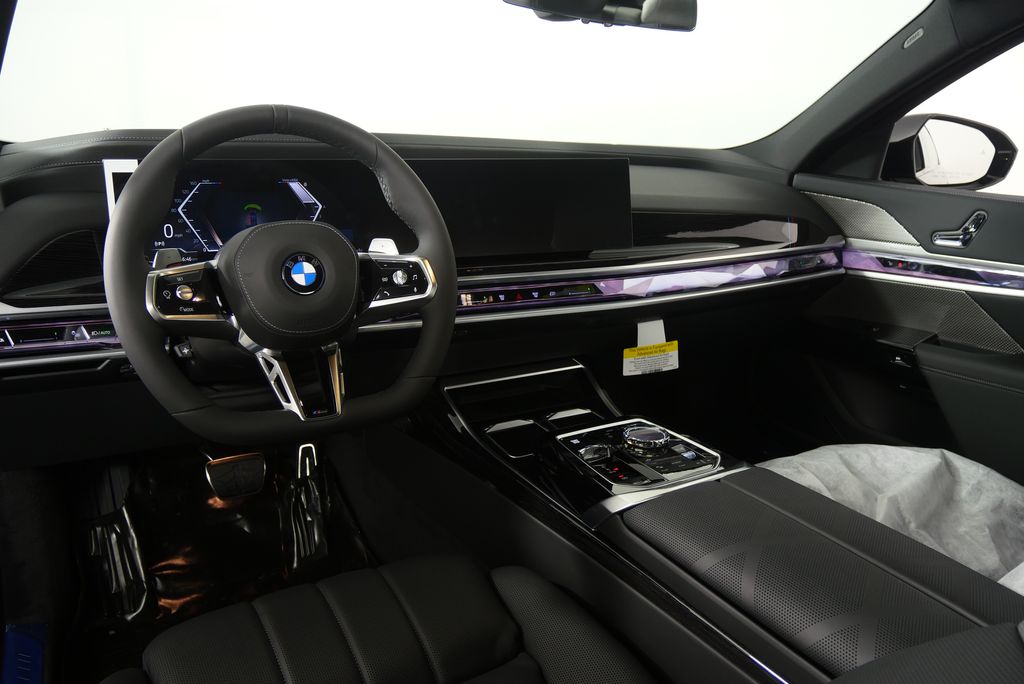 2025 BMW 7 Series 760i xDrive 19