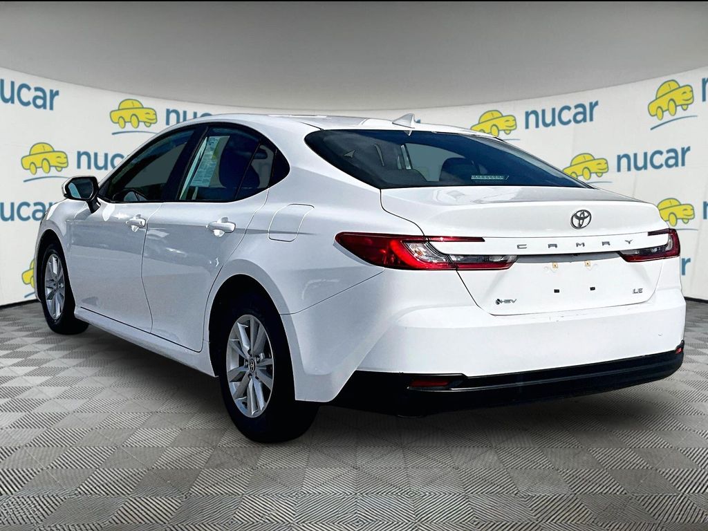 2025 Toyota Camry — photo 4