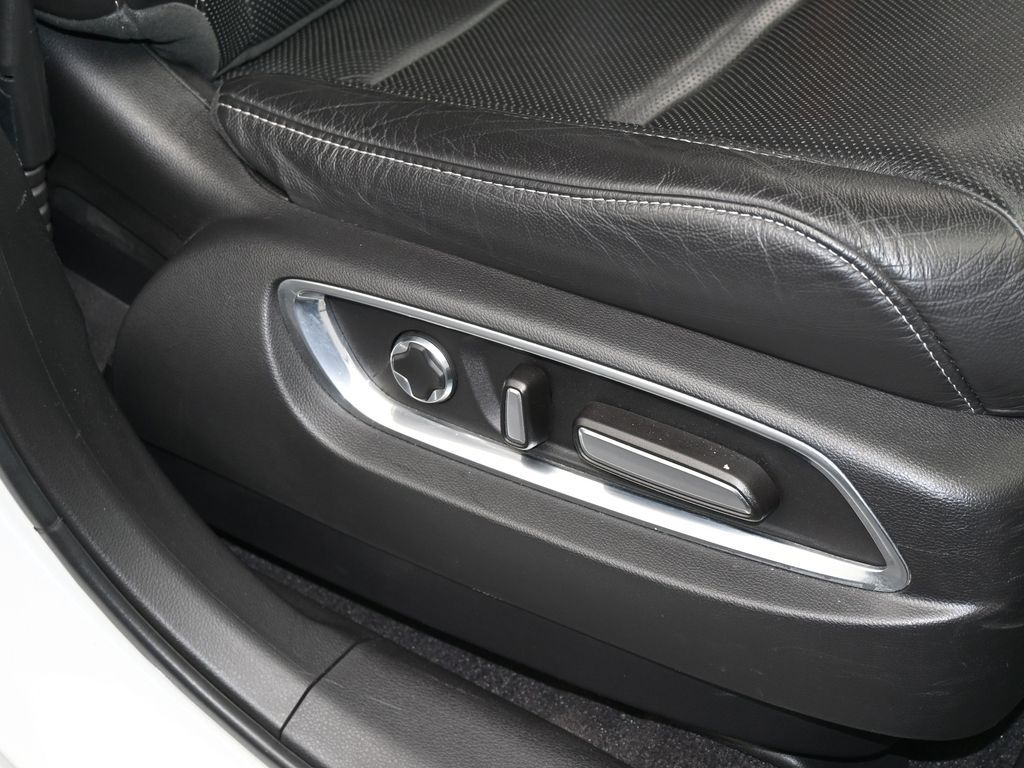 Used 2020 Black Acura Technology image 50