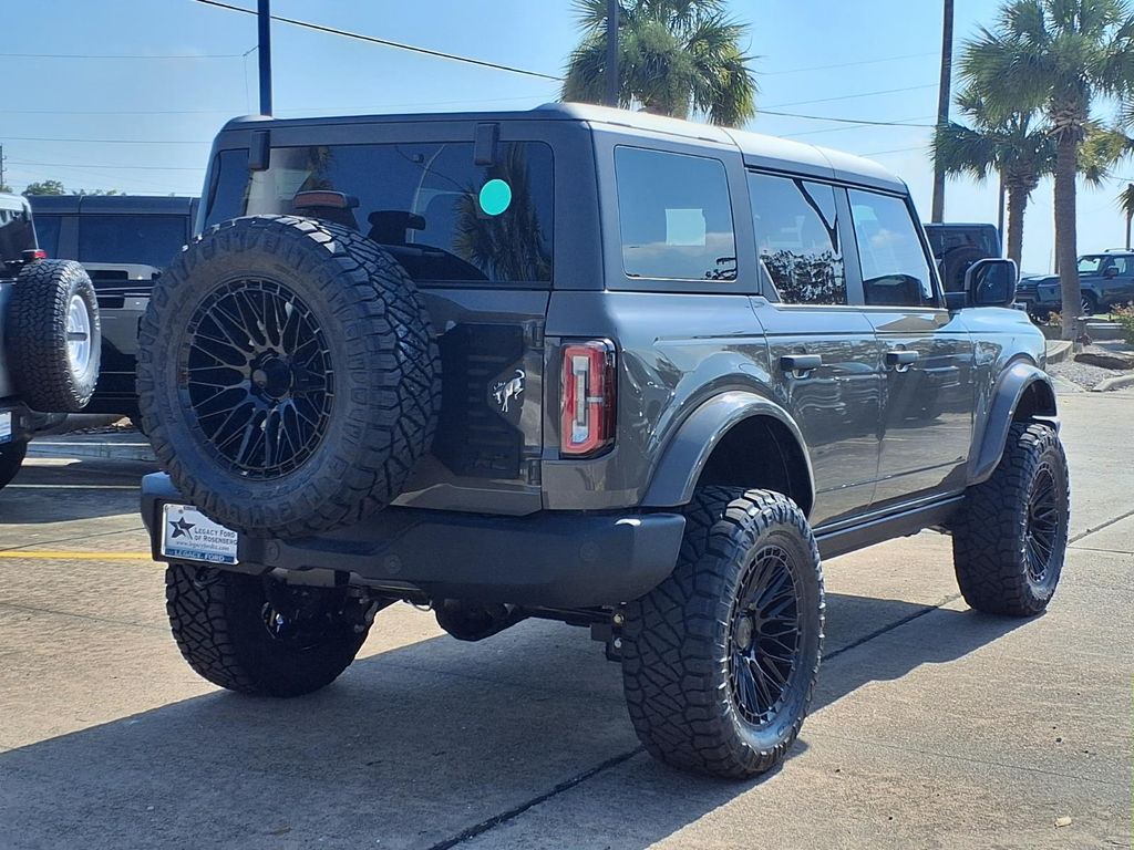 2026 Ford Bronco Outer Banks - 1