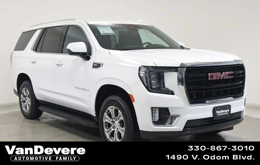 Summit White 2024 GMC Yukon SUV / Crossover Four-Wheel Drive