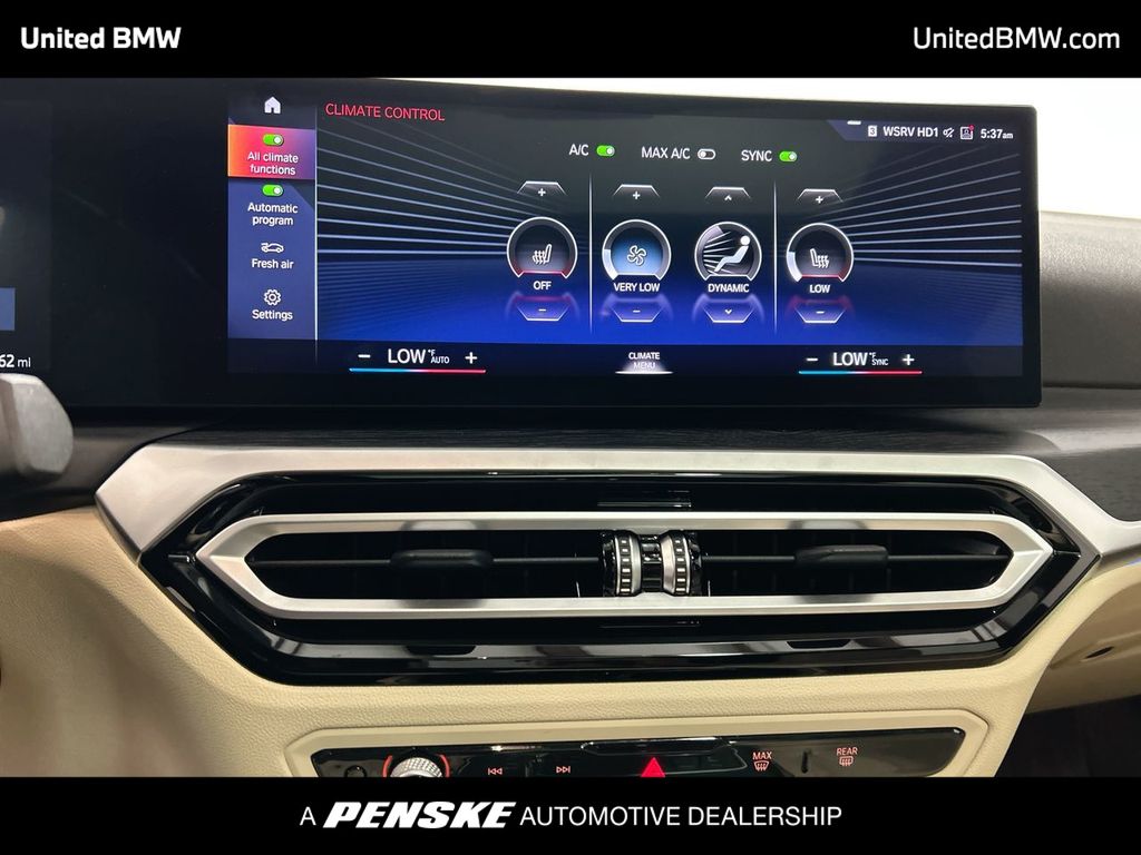 Thumbnail: 2023 BMW i4 - 19
