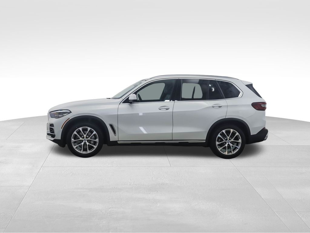 Thumbnail: 2022 BMW X5 - 3