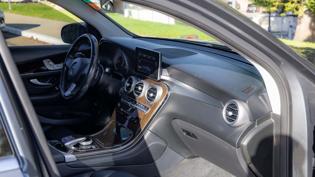 Used 2016 Mercedes-Benz GLC GLC 300 4D Sport Utility