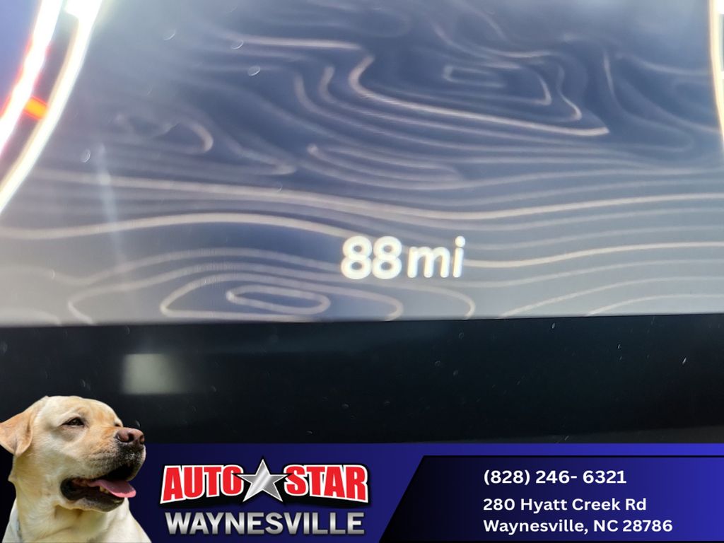 new 2025 Jeep Grand Cherokee car, priced at $47,990