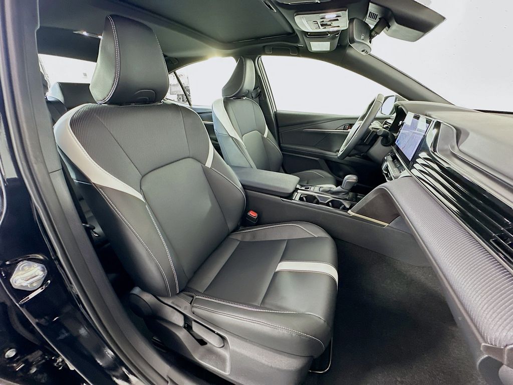 Thumbnail: 2025 Toyota Camry - 28