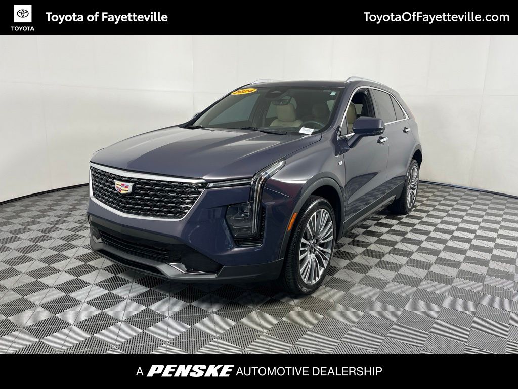 Thumbnail: 2024 Cadillac XT4 - 1