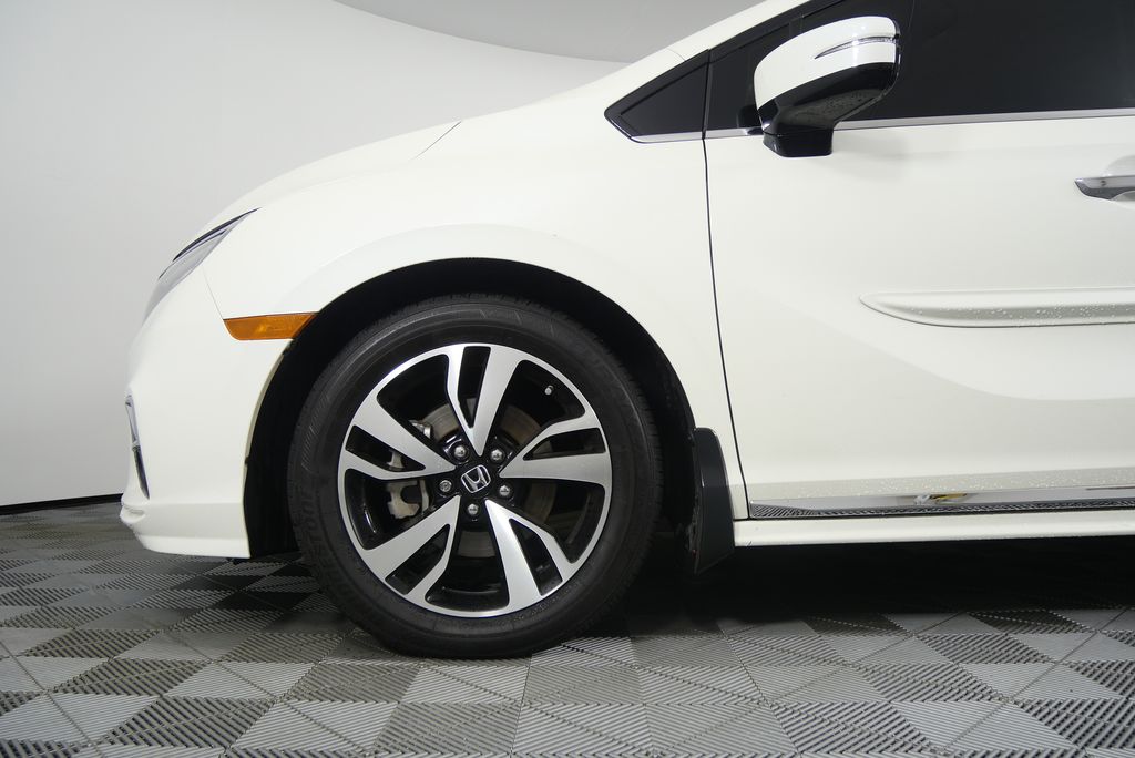 Thumbnail: 2019 Honda Odyssey - 7