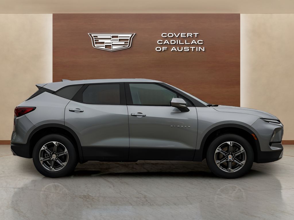 Used 2024 Gray Chevrolet LT image 5