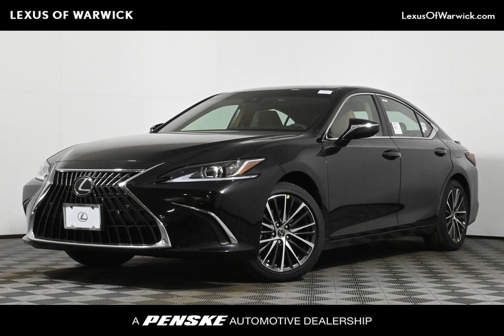 2025 Lexus ES 350 -
                Warwick, RI