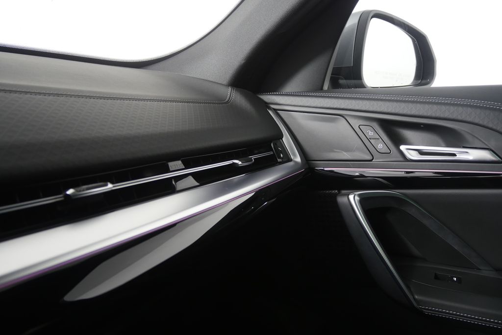 Thumbnail: 2025 BMW X2 - 26