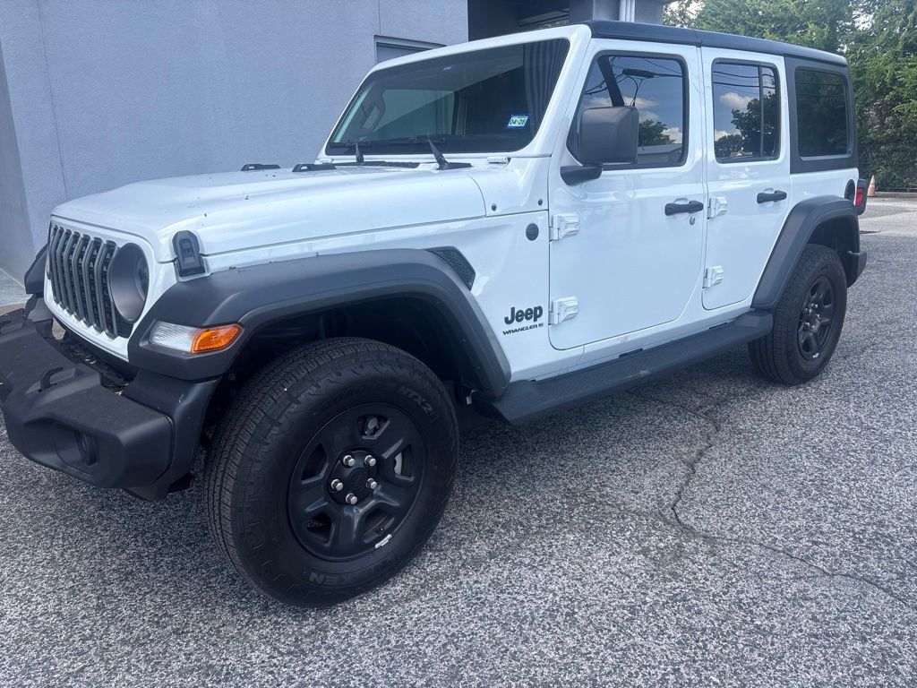 Bright White Clearcoat 2026 Jeep Wrangler SUV / Crossover Four-Wheel Drive 8-Speed Automatic