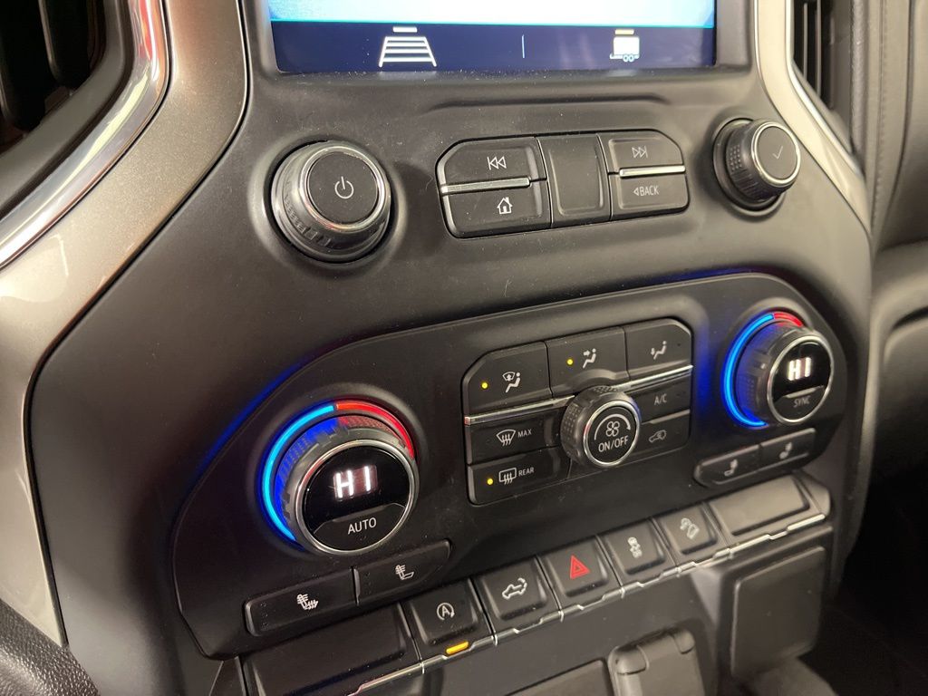 Thumbnail: 2021 Chevrolet Silverado 1500 - 31