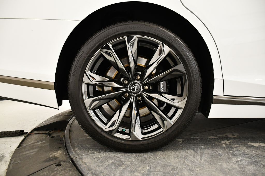 Thumbnail: 2023 Lexus LS - 15