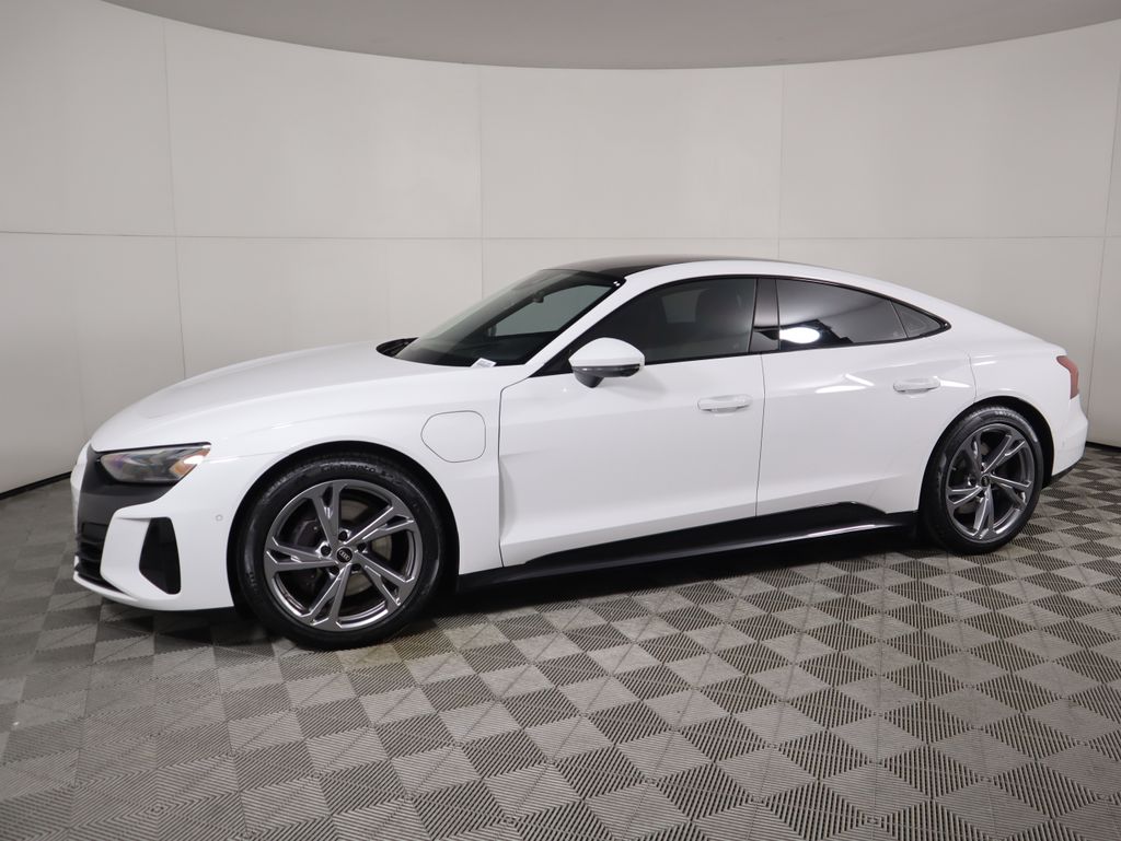Thumbnail: 2023 Audi e-tron GT - 8