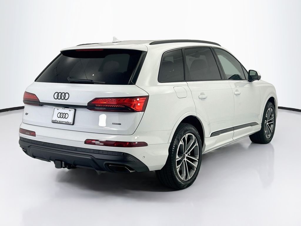 Thumbnail: 2026 Audi Q7 - 5