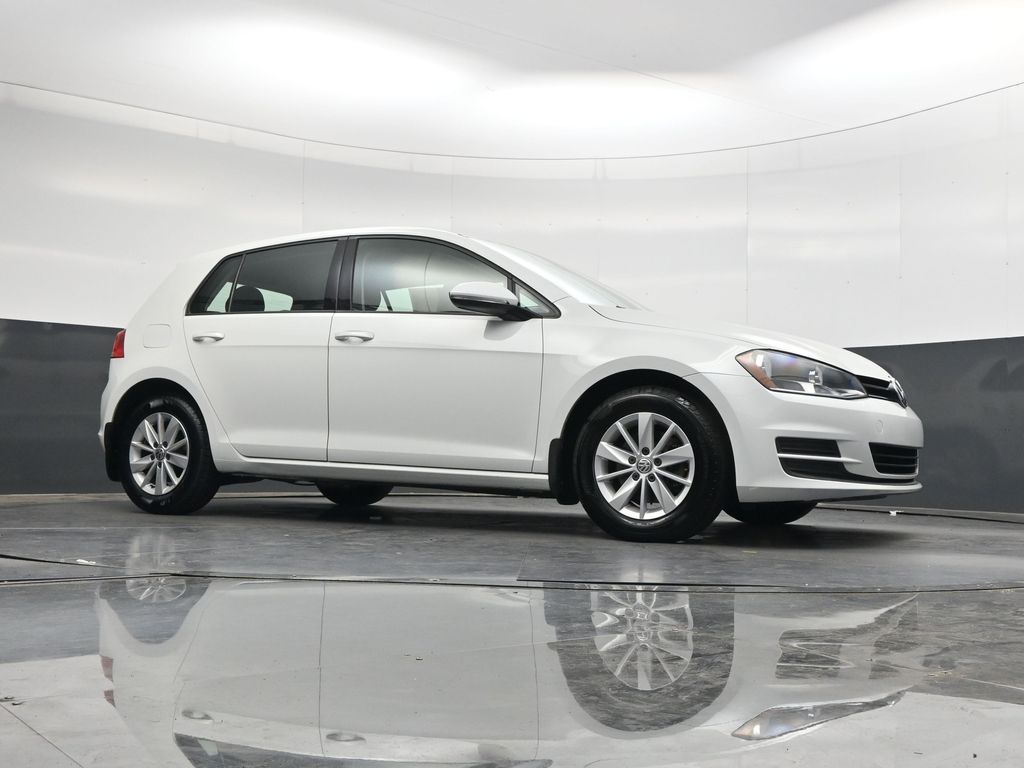 Used 2016 White Volkswagen TSI S 4-Door image 30
