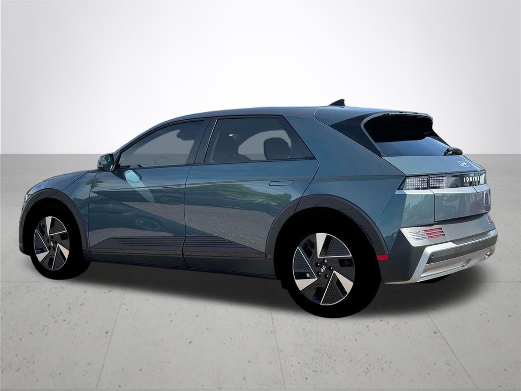 2025 Hyundai IONIQ 5 SE Standard Range