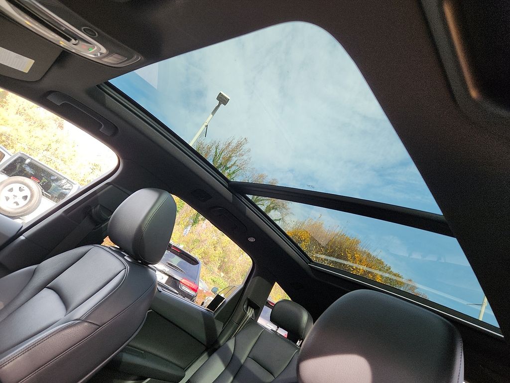 Thumbnail: 2019 Audi Q7 - 14