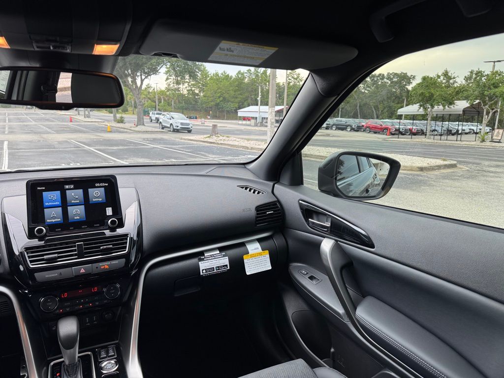 2025 Mitsubishi Eclipse Cross SEL photo 22