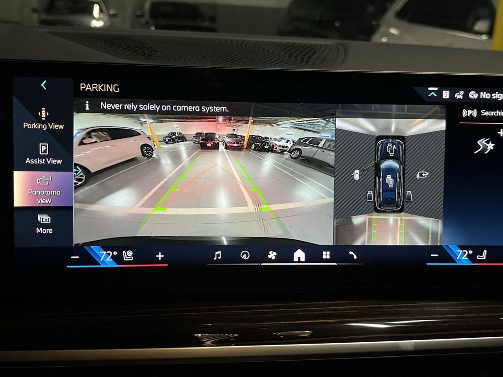 Thumbnail: 2026 BMW X7 - 17