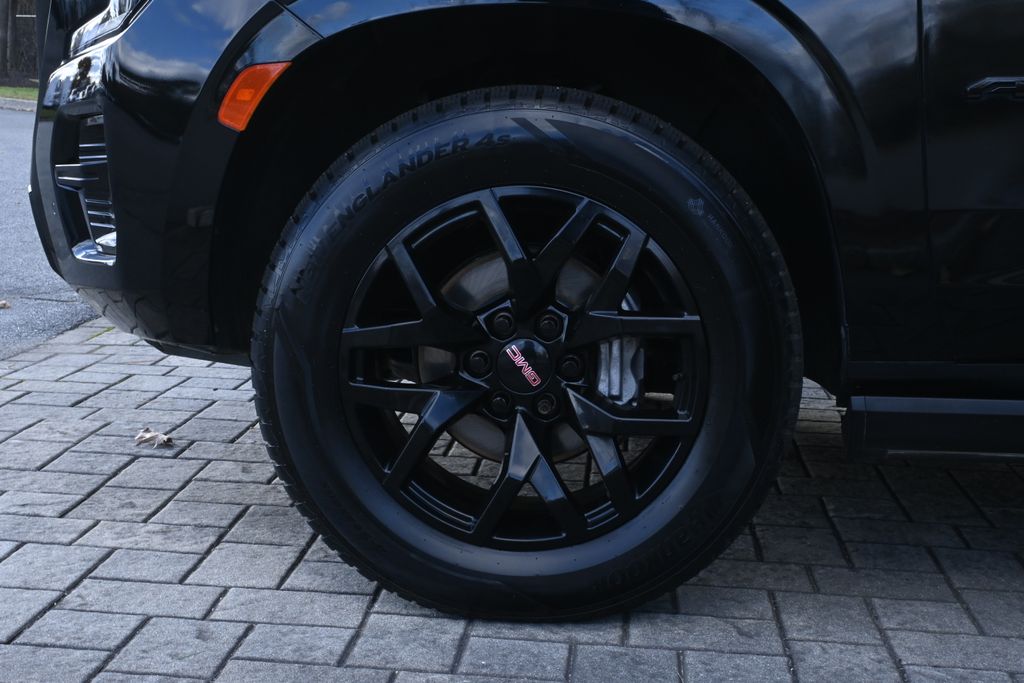 Thumbnail: 2022 GMC Yukon - 13