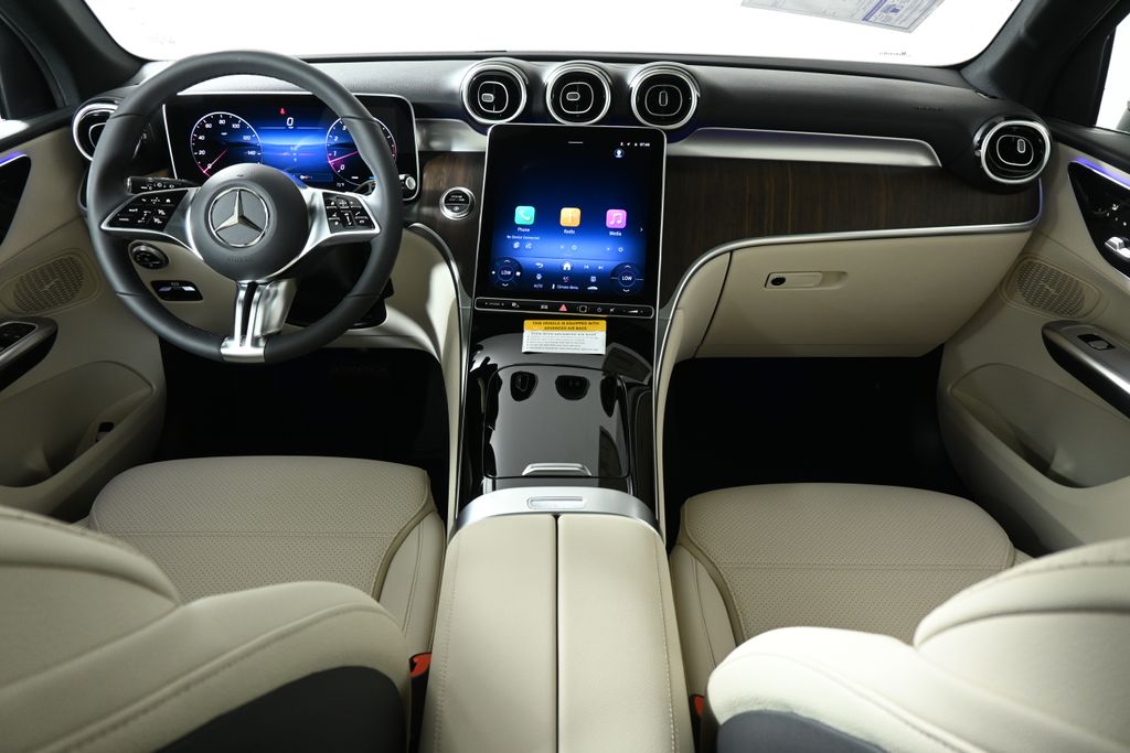 Thumbnail: 2026 Mercedes-Benz GLC - 4