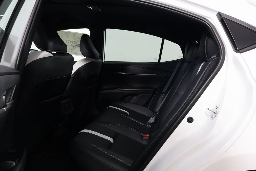 Thumbnail: 2025 Toyota Camry - 6