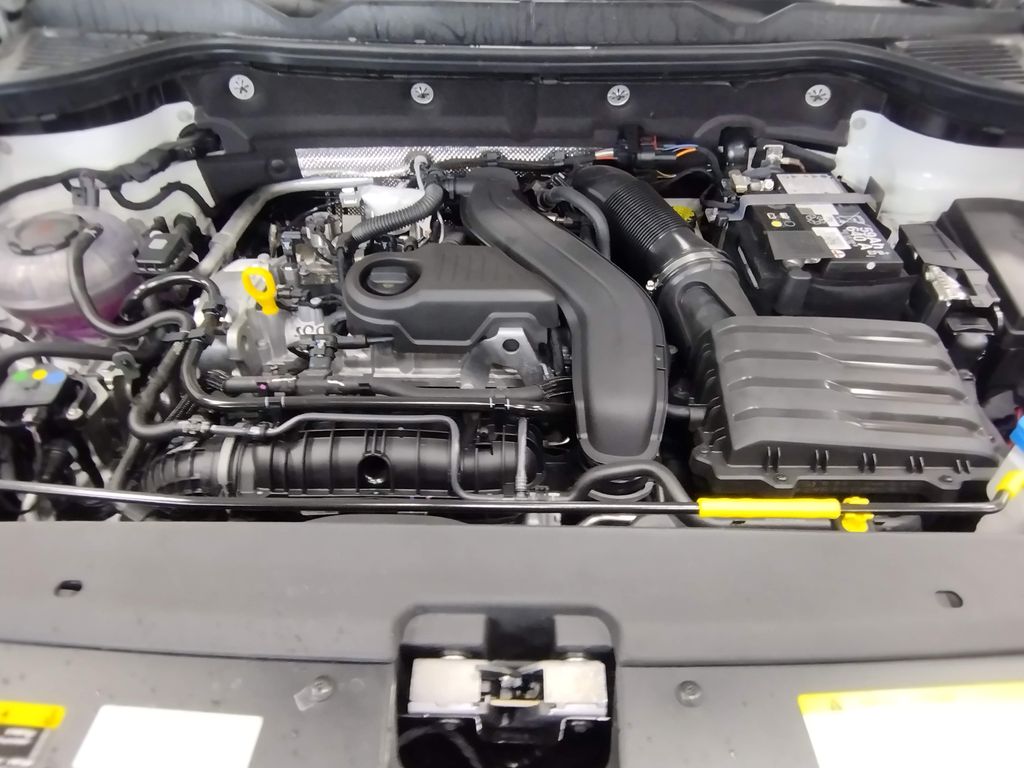 2025 Volkswagen Taos 1.5T SEL