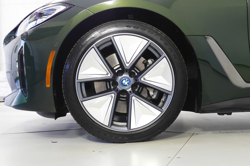 Thumbnail: 2024 BMW i4 - 5