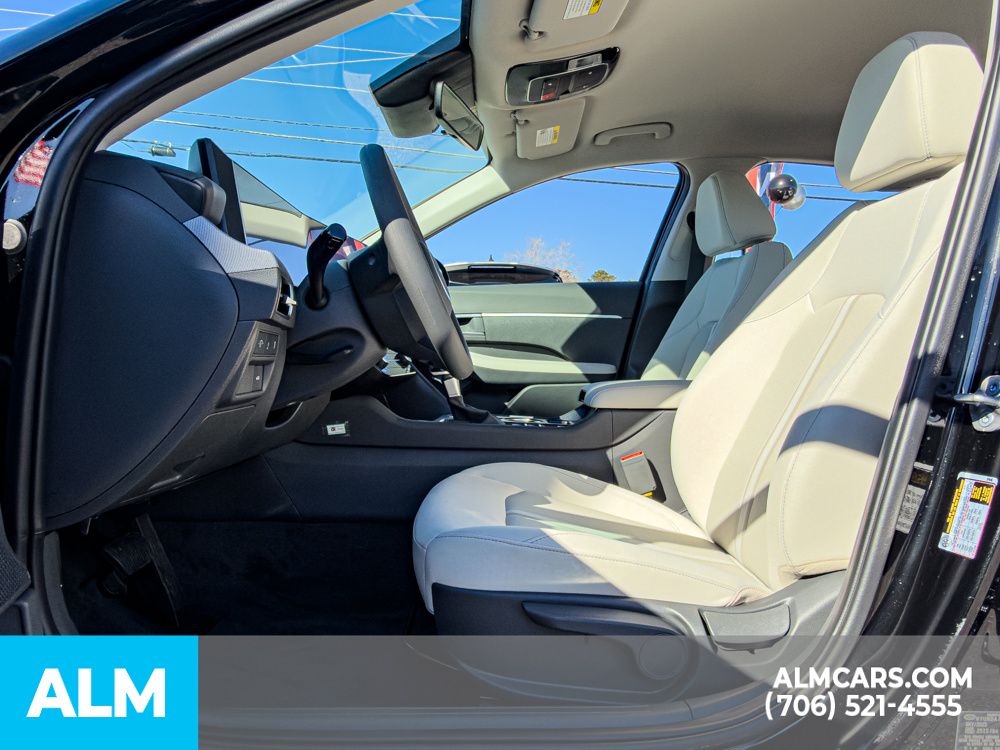 Certified Used 2025 Black Hyundai SE image 12