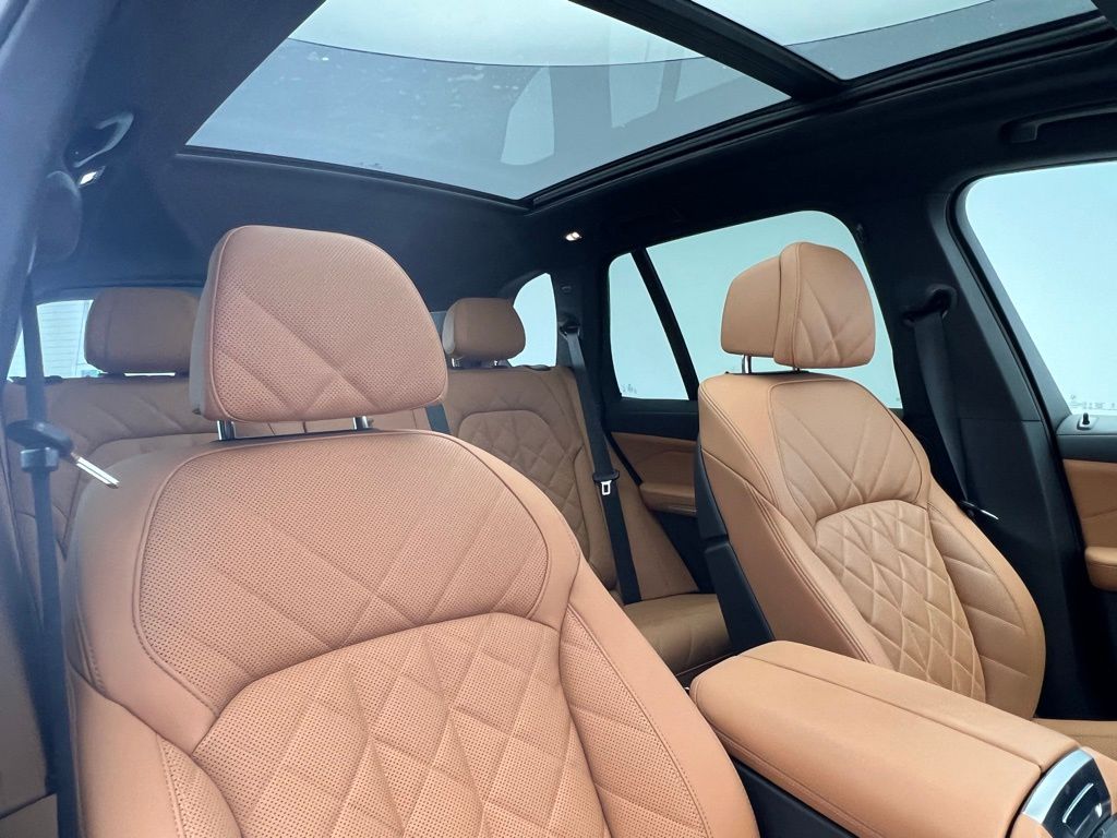 Thumbnail: 2025 BMW X5 - 7