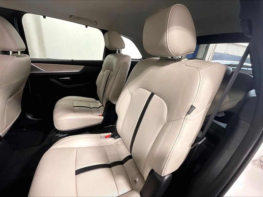 2024 Mazda CX-90 — photo 15