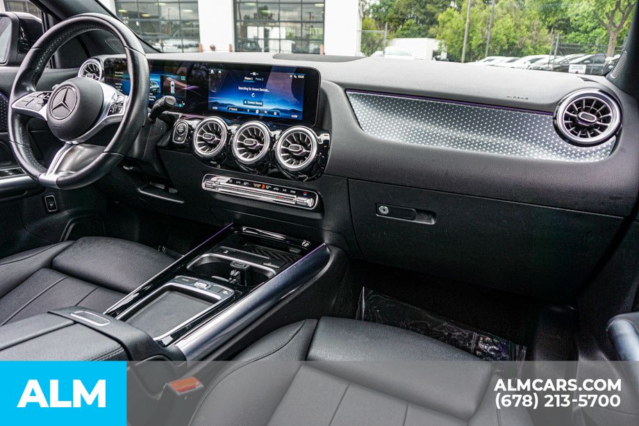 Used 2025 Black Mercedes-Benz GLA 250 image 24