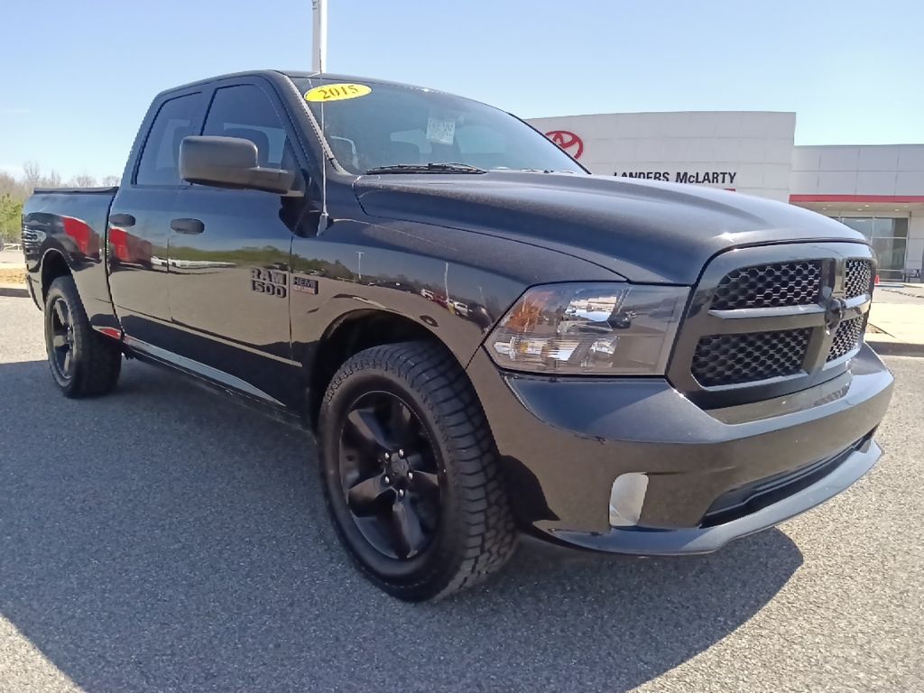 2015 RAM 1500 Express Quad Cab 4WD