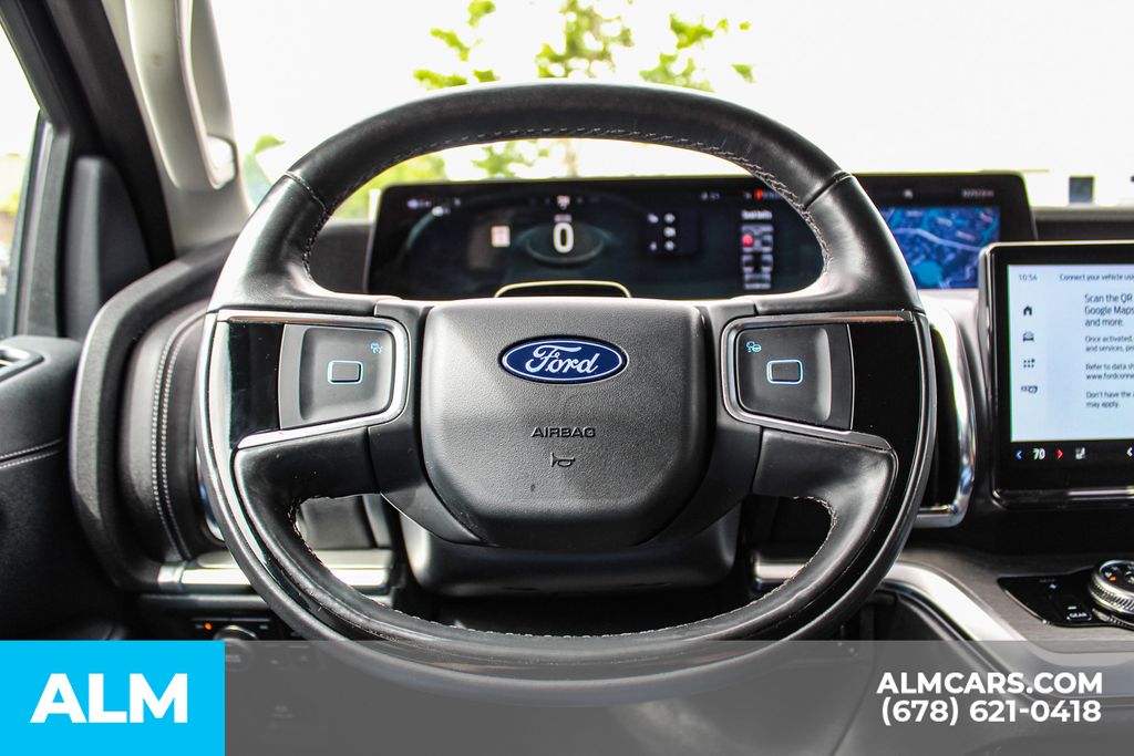 Used 2025 Silver Ford Platinum image 28